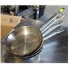 Image 1 : LOT OF 4 8" STAINLESS STEEL FRYING PANS