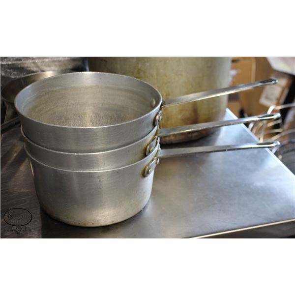 LOT OF 3 4 1/2 QT ALUMINIUM SAUCE PANS