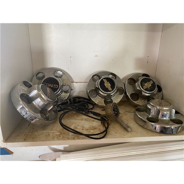 Hubcaps, gauges, tach's, etc.