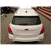 Image 24 : C6A --  2021 CHEVROLET TRAX LS AWD, White, 9,270 KMS - No Reserve