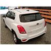 Image 25 : C6A --  2021 CHEVROLET TRAX LS AWD, White, 9,270 KMS - No Reserve
