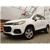 Image 2 : C6A --  2021 CHEVROLET TRAX LS AWD, White, 9,270 KMS - No Reserve