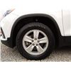 Image 41 : C6A --  2021 CHEVROLET TRAX LS AWD, White, 9,270 KMS - No Reserve