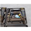 Image 2 : 2 Mastercraft Air Nailers