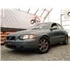 Image 2 : C4 --  2002 VOLVO S60 2.4T , Green, 220,069 KM