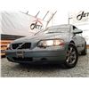 Image 3 : C4 --  2002 VOLVO S60 2.4T , Green, 220,069 KM