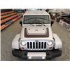 Image 8 : C6C --  2012 JEEP WRANGLER UNLIMITED SAHARA 4X4, Silver, 226,103 KMS