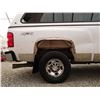 Image 52 : F4 --  2009 CHEVROLET SILVERADO 3500 4X4 DIESEL CREW CAB LONG BOX, White,