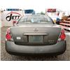 Image 16 : B2 --  2006 NISSAN ALTIMA S, GREEN, 152,430 KMS
