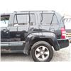 Image 27 : E2 --  2008 JEEP LIBERTY SPORT 4X4, Black, 232221