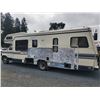 Image 25 : 0D --  1988 FORD E350 REGENCY BY TRIPLE E MOTORHOME, White, From Bumper To The Bumper Is  28.5' Apx