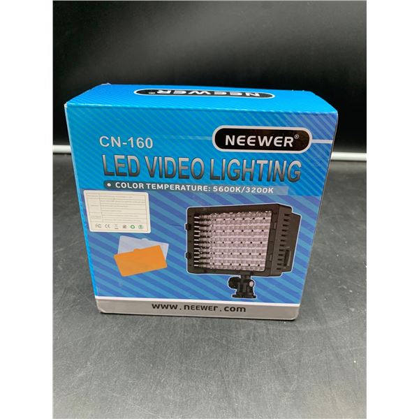 Neewer CN-160 LED Video Lighting