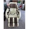 Image 9 : Osaki Model OS4000 Leather massage chair-FLOOR MO0DEL tested working