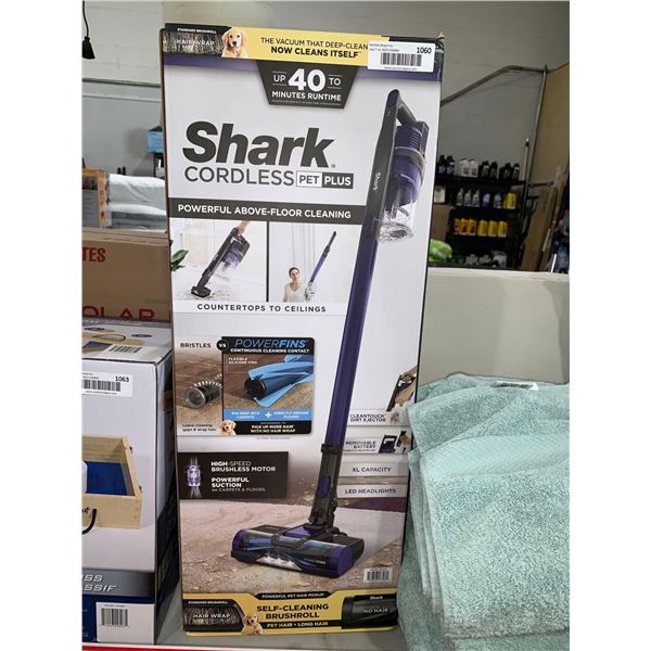 Shark cordless pet plus vacuum