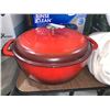 Image 1 : Amazon basics dutch oven