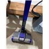 Image 3 : Shark cordless vacuum