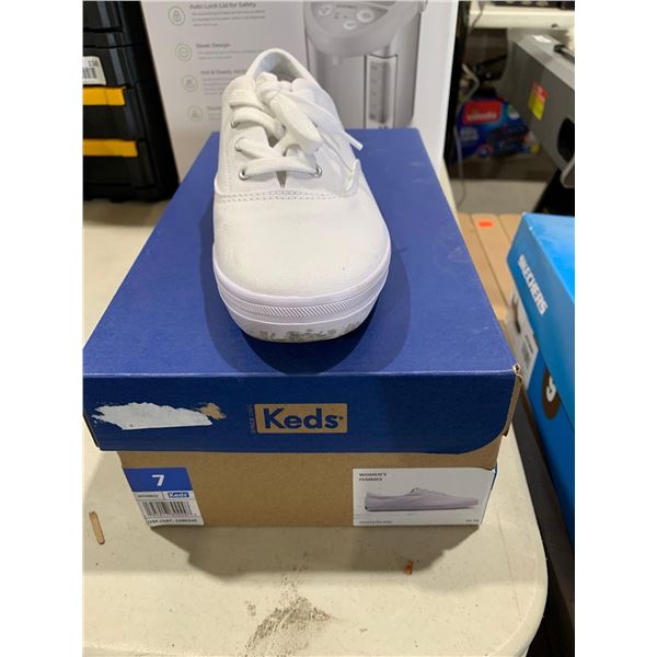 Keds womens white shoes size 7