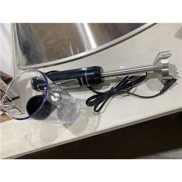 Kitcher stick blender with attachments