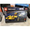 Image 1 : Lego Technic Bugatti Bolide 905pc Box open