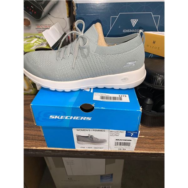 Sketchers Ladies Size 7 Light Grey Runners