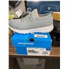 Image 1 : Sketchers Ladies Size 7 Light Grey Runners