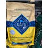 Image 2 : Blue Buffalo Adult Dog Kibble 5lbs x 3