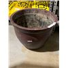 Image 1 : 22x17" Large Burgundy Planter