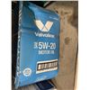 Image 1 : Valvoline SAE5W-20 Motor Oil 18.9L