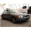 Image 8 : C4 --  2002 VOLVO S60 2.4T , Green, 220,069 KM