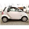 Image 11 : E6 --  2013 SMART FORTWO PURE, White, 87,840 KMS