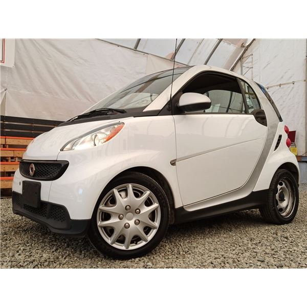 E6 --  2013 SMART FORTWO PURE, White, 87,840 KMS