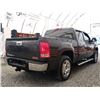 Image 18 : G3 --  2010 GMC SIERRA 1500 SLT CREW CAB 4X4, Grey, 208505