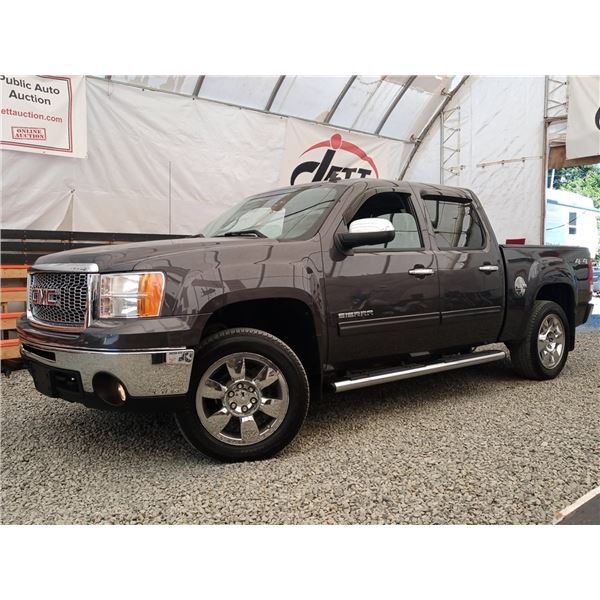 G3 --  2010 GMC SIERRA 1500 SLT CREW CAB 4X4, Grey, 208505