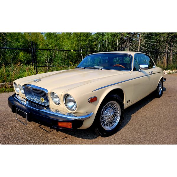 1975 JAGUAR XJ-12C