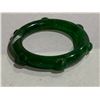 Image 2 : MOTTLED GREEN JADEITE BANGLE