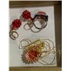 Image 2 : JAPANESE CORAL BEADS NECKLACE, EARRINGS AND RING