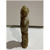 Image 2 : MOTTLED YELLOW JADE FIGURINE