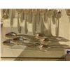 Image 8 : INTERNATIONAL STERLING PRELUDE SILVERWARE SET (APPROX 1965G NOT INCLUDING KNIVES) AND SERVING SETS