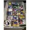 Image 2 : TRAY OF ASSORTED SPORTS CARDS INCLUDING; HOCKEY, BASKETBALL & BASEBALL