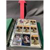 Image 2 : BINDER OF ASSORTED SPORTS CARDS