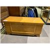 Image 1 : LANE CEDAR CHEST