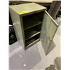 Image 2 : LOCKING METAL CABINET