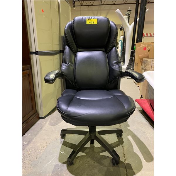 LAZBOY EXECUTIVE ROLLING OFFICE CHAIR