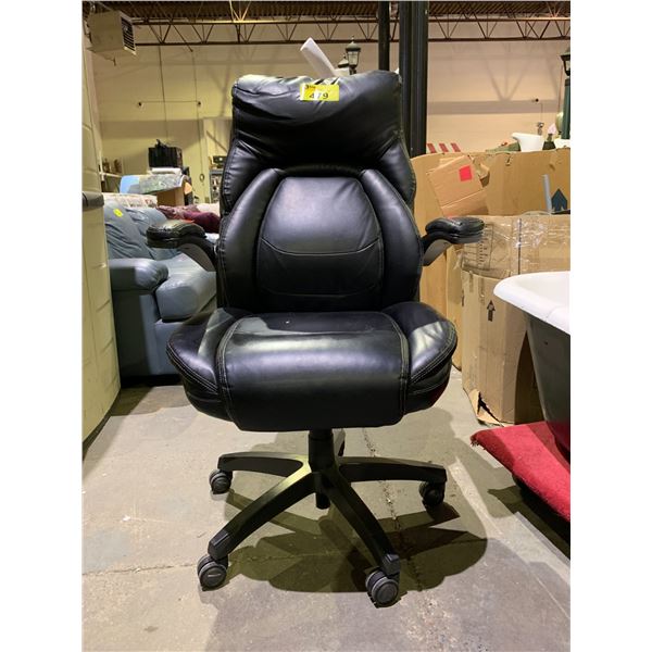 LAZBOY EXECUTIVE ROLLING OFFICE CHAIR