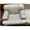 Image 2 : PAIR OF MATCHING WHITE LEATHER LOUNGE CHAIRS (SOME DAMAGE) WITH MATCHING OTTOMAN