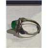 Image 2 : BURMESE SPINACH GREEN JADEITE RING