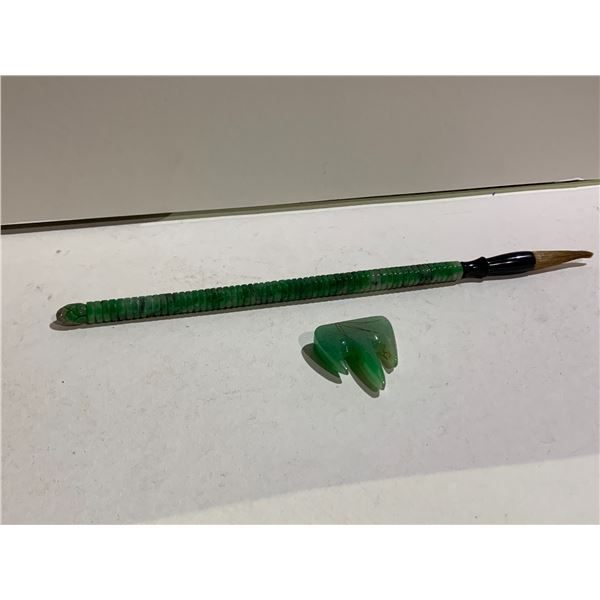 SPINACH GREEN JADEITE BRUSH WITH BRUSH STAND