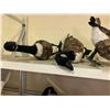 Image 8 : ASSORTED BIRD AND GOOSE DECOR