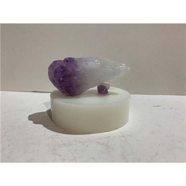 AMETHYST POINT DISPLAY RETAIL $489 (STONE UNATTACHED)