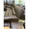 Image 2 : ELECTRIC RECLINING LEATHER SECTIONAL APPROX 119 X 104"